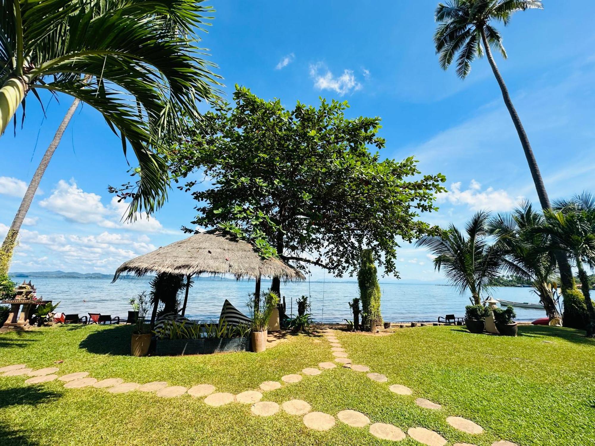 Amber Sands Beach Resort Koh Chang Exterior photo