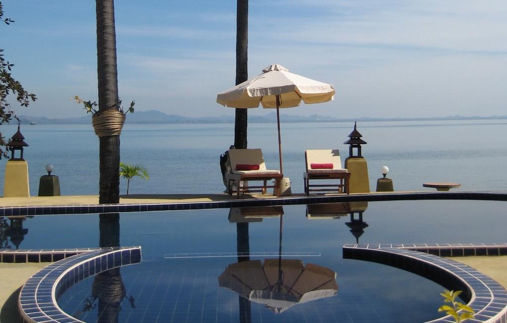 Amber Sands Beach Resort Koh Chang Exterior photo