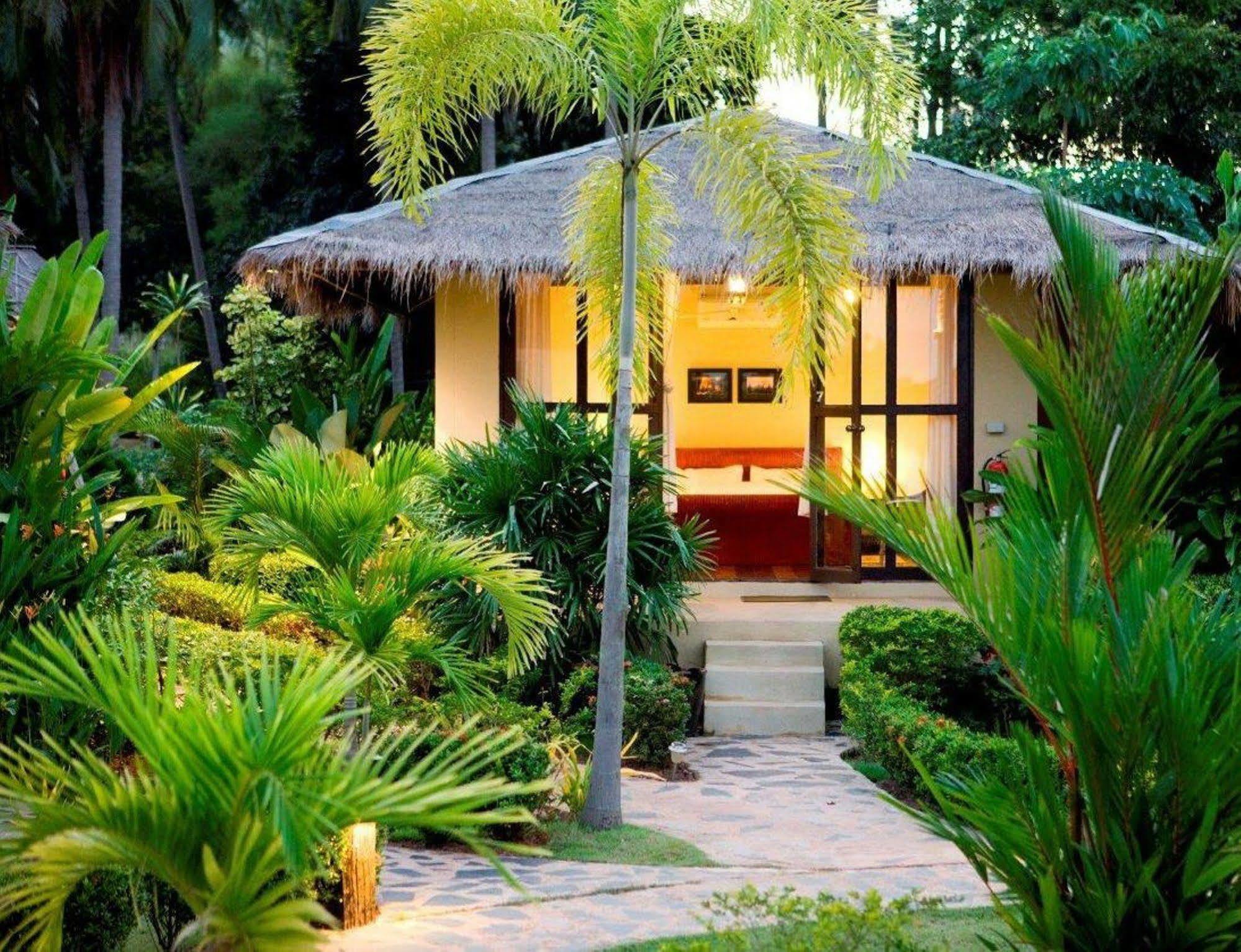 Amber Sands Beach Resort Koh Chang Exterior photo