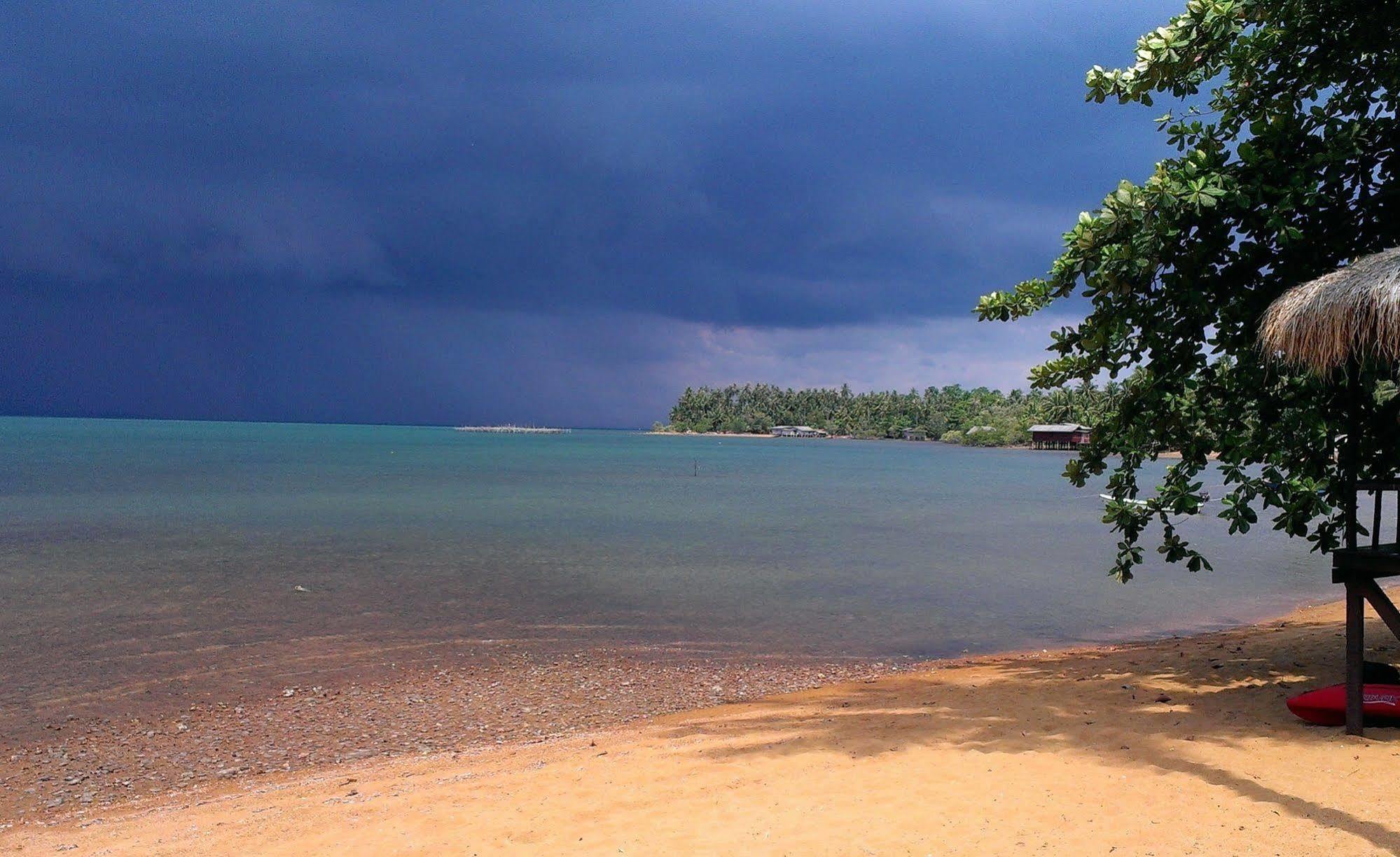 Amber Sands Beach Resort Koh Chang Exterior photo